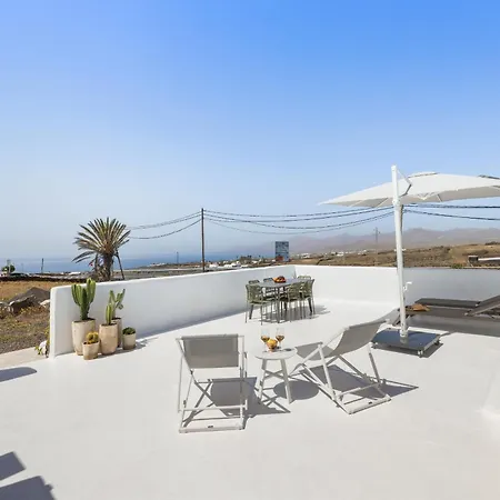 Roseta 1 By Escape Puerto del Carmen (Lanzarote)