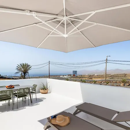 Roseta 1 By Escape Apartament Puerto del Carmen (Lanzarote)