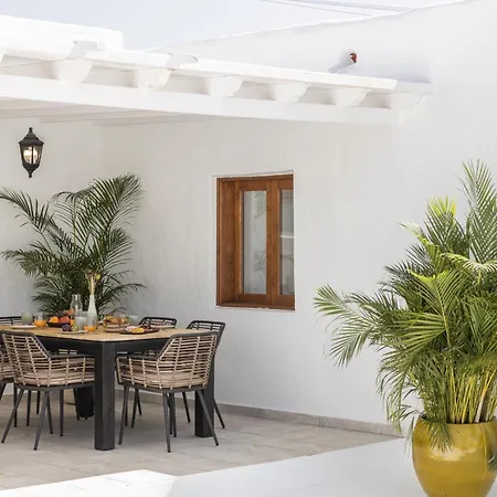 Roseta 1 By Escape Puerto del Carmen (Lanzarote)